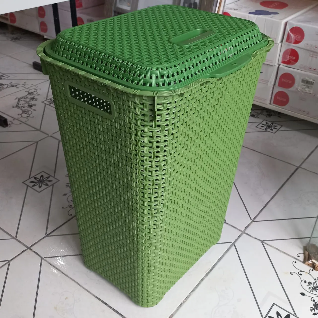 CESTO TELADO RATAN 72L.