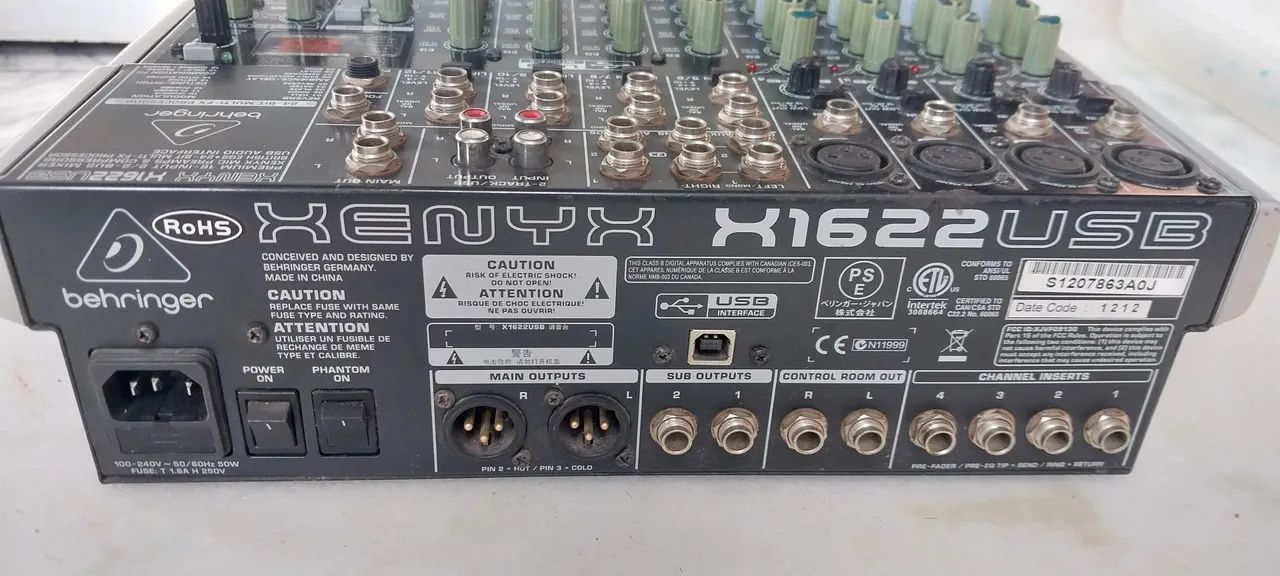 Mesa de som Behringer Xenyx x1622 usb c/ efeitos.. - Foto 4
