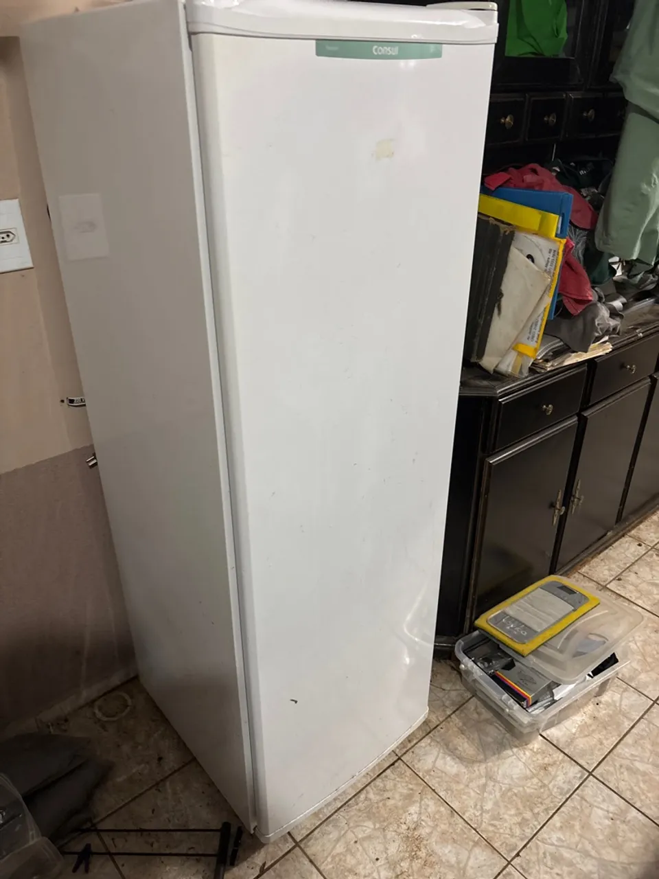 Freezer vertical Consul Slim 200litros 220VAC