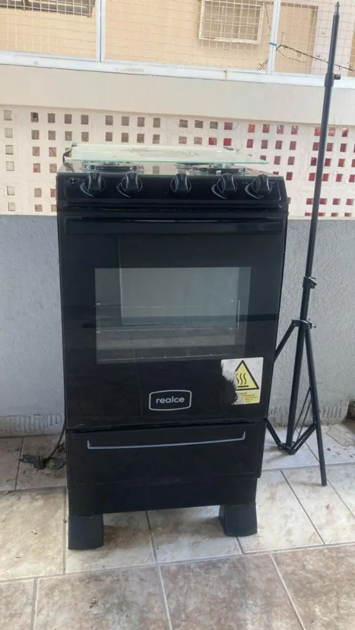 Fogão a Gás 4 Bocas Realce - Preto