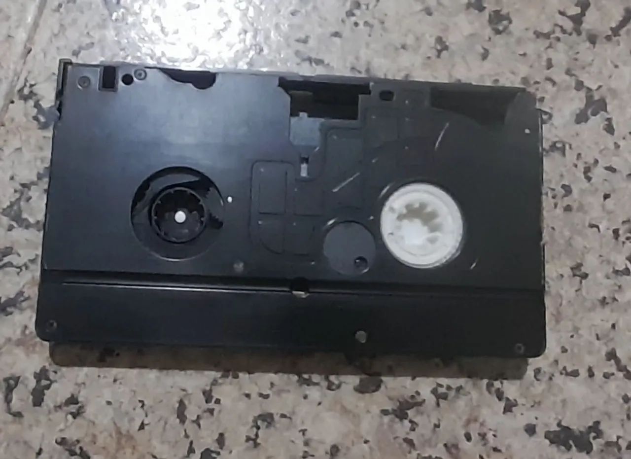 Adaptador de Vídeo Cassete VHS JVC C-PGU - Foto 2
