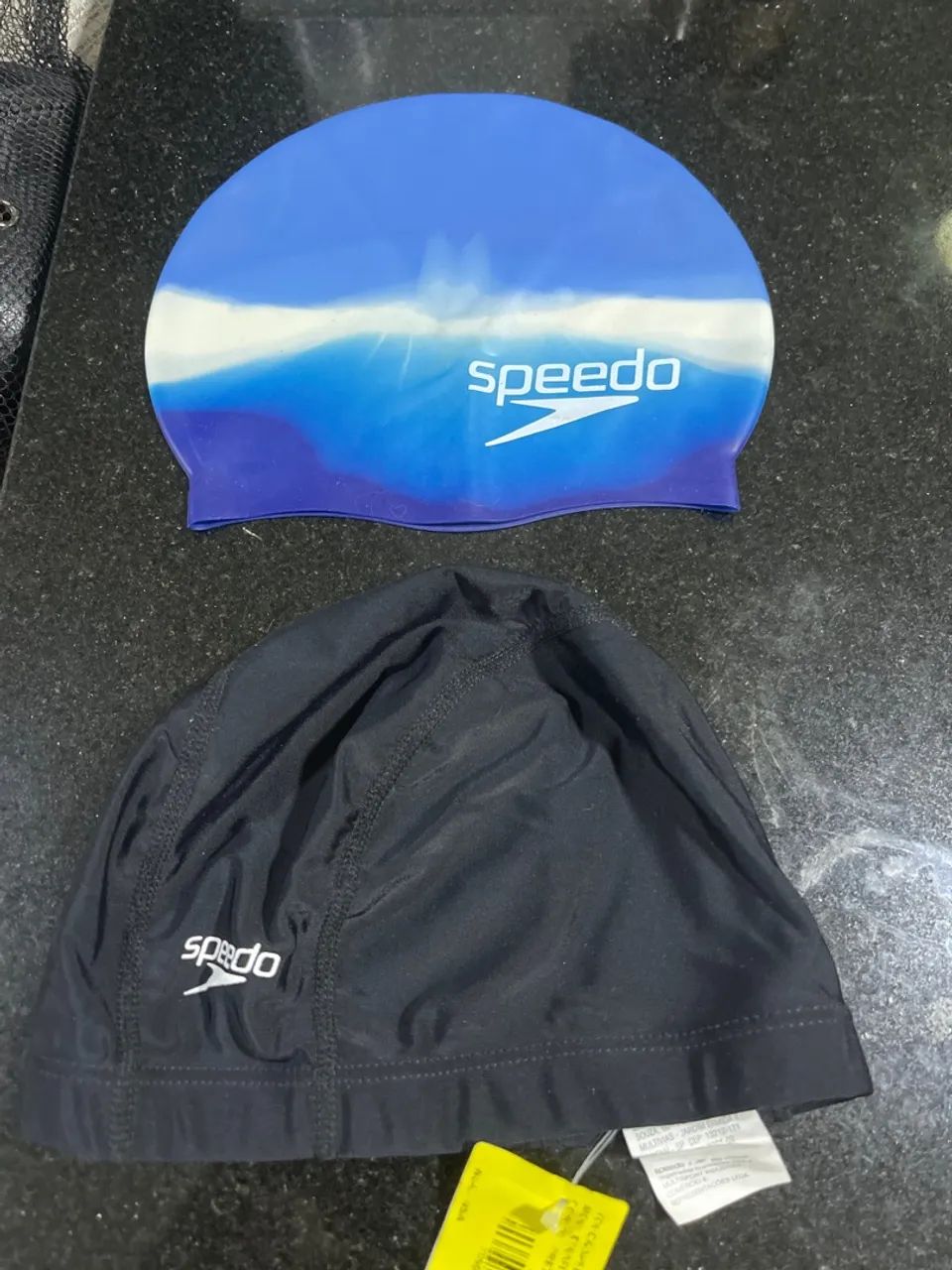 2 toucas natação Speedo