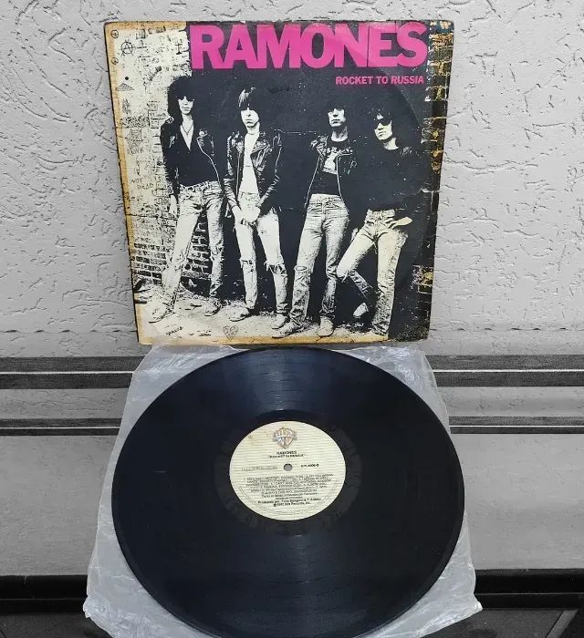 Lp Vinil Ramones Rocket To Russia 1987 Wb Records - Foto 2