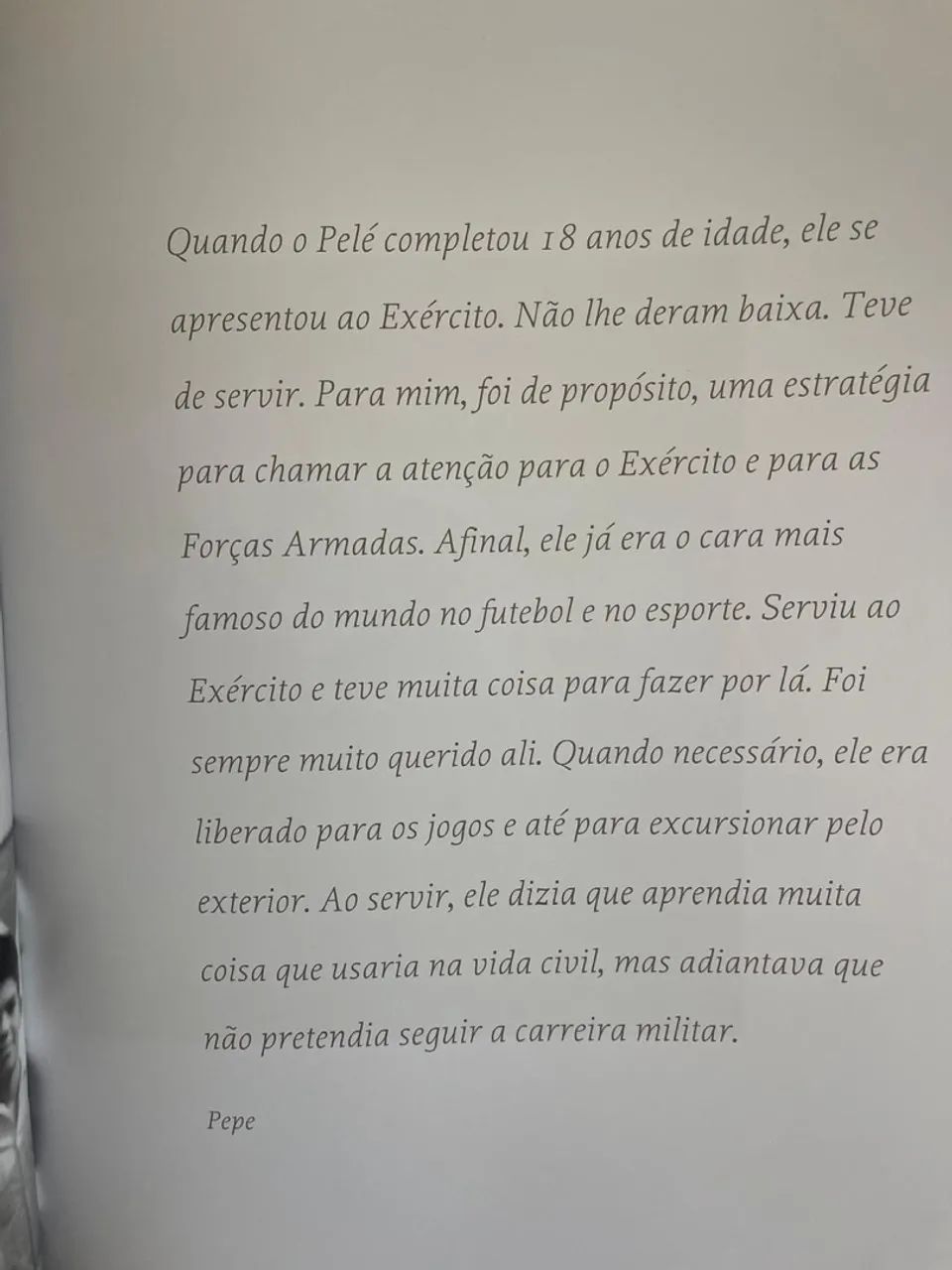 Biografia do Pelé Autografada! Um sonho!!  - Foto 4