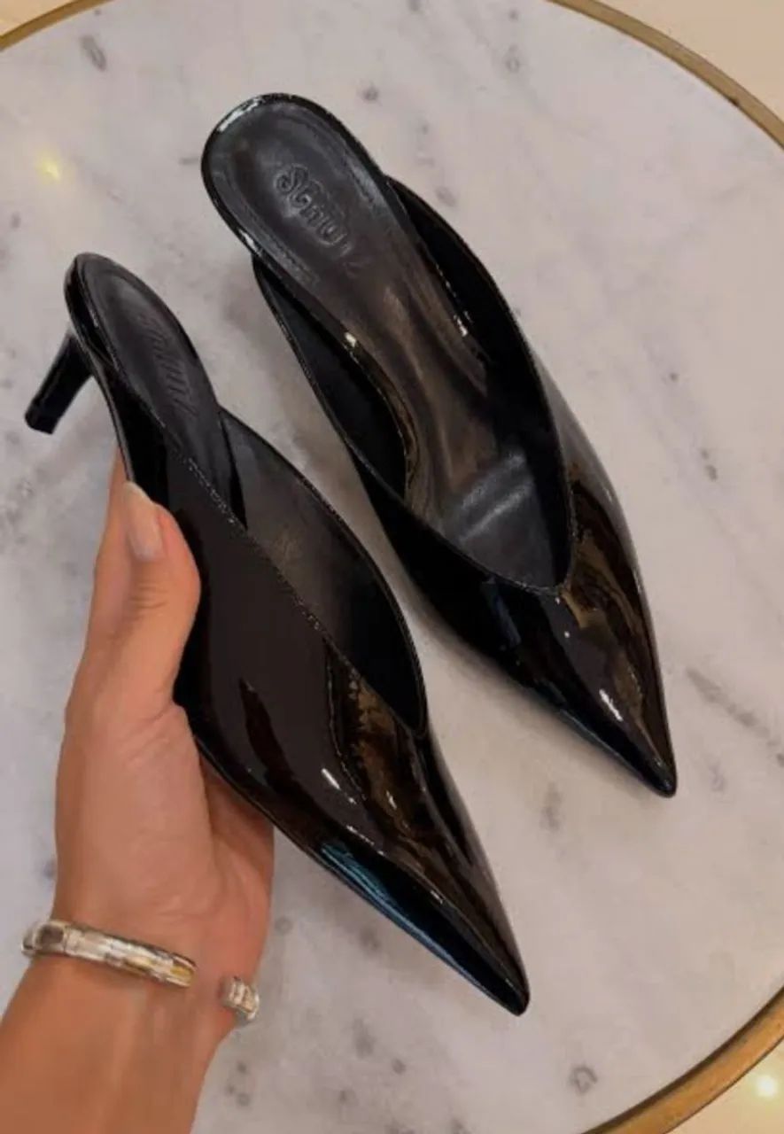 Sandália Mule em couro Schutz - Foto 2