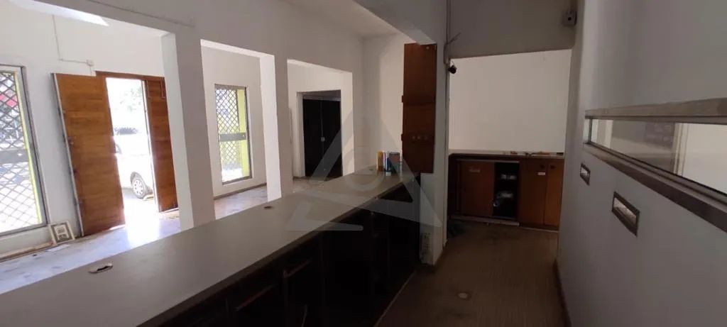Casa para alugar em Campinas, Botafogo, com 7 quartos, com 241 m² - Foto 4