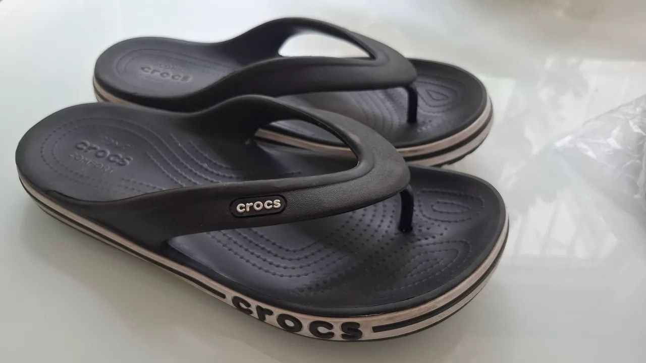 SANDÁLIA CROCS 