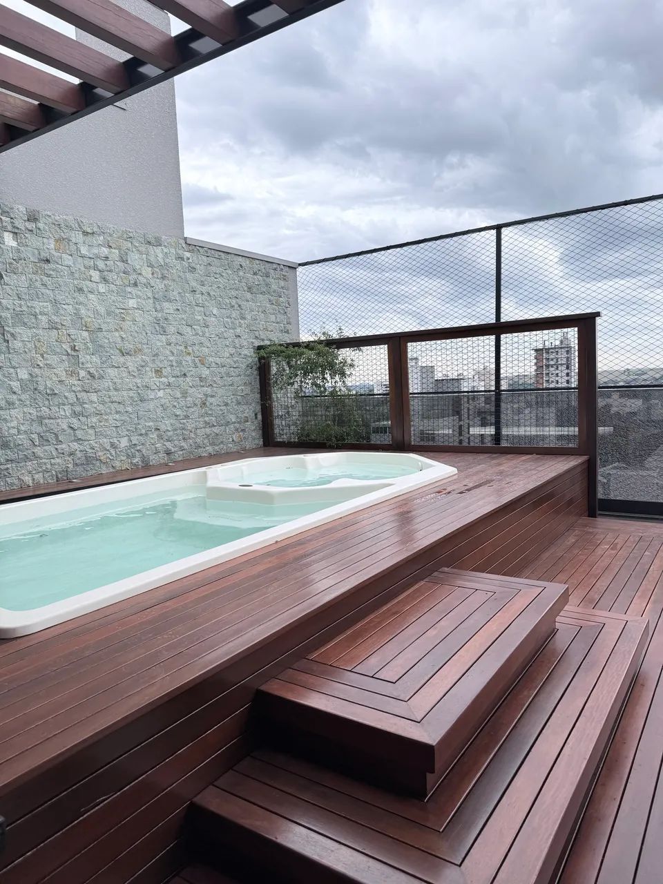 Piscina com hidromassagem  - Foto 3