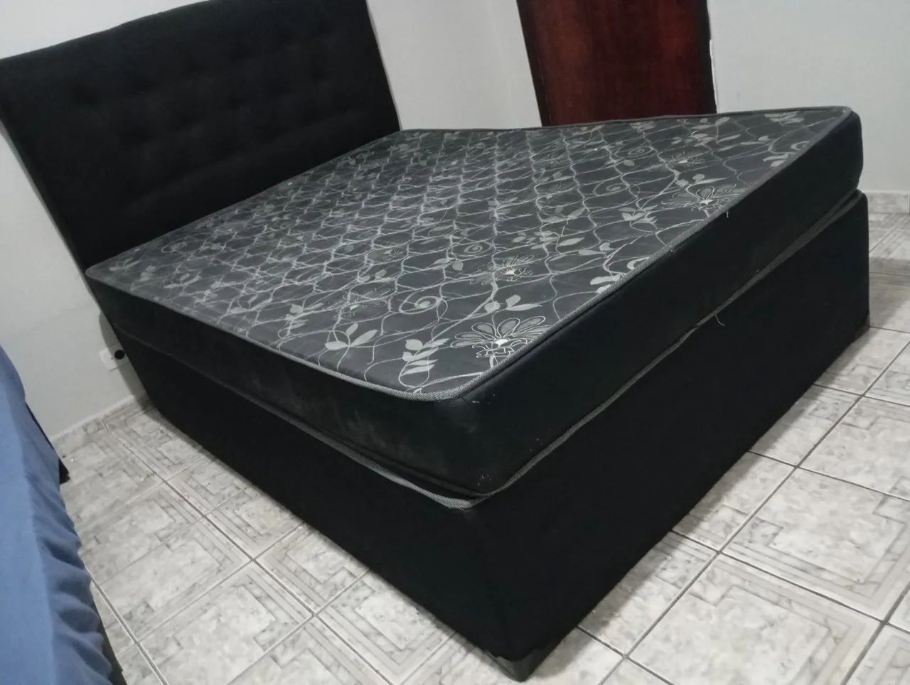 Cama base e cabeceira para vender rápido  - Foto 3