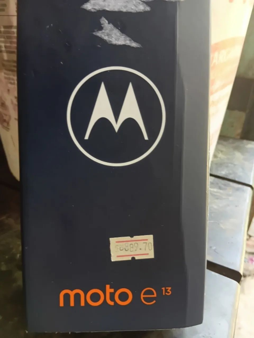 Vendo um lindo celular verde 