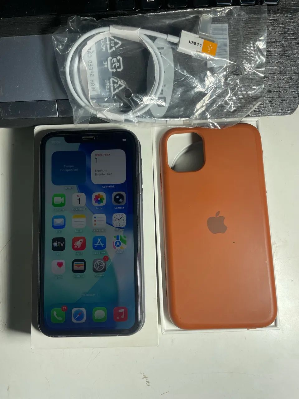 IPhone 11 128GB - Foto 2