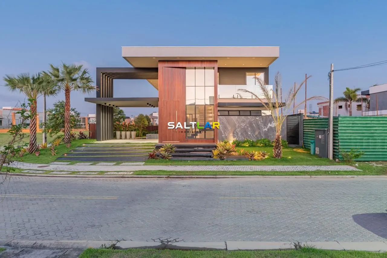 Casa Duplex à venda no Cidade Alpha, com 4 SUÍTES COM 360,91 de Área construída