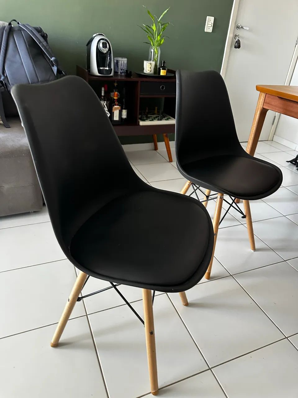 4 cadeiras novas   - Foto 2