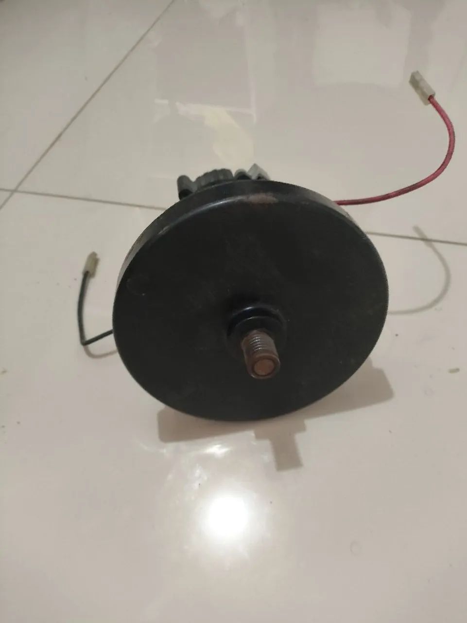 Motor CC 1.4 HPM 190 V - Foto 3