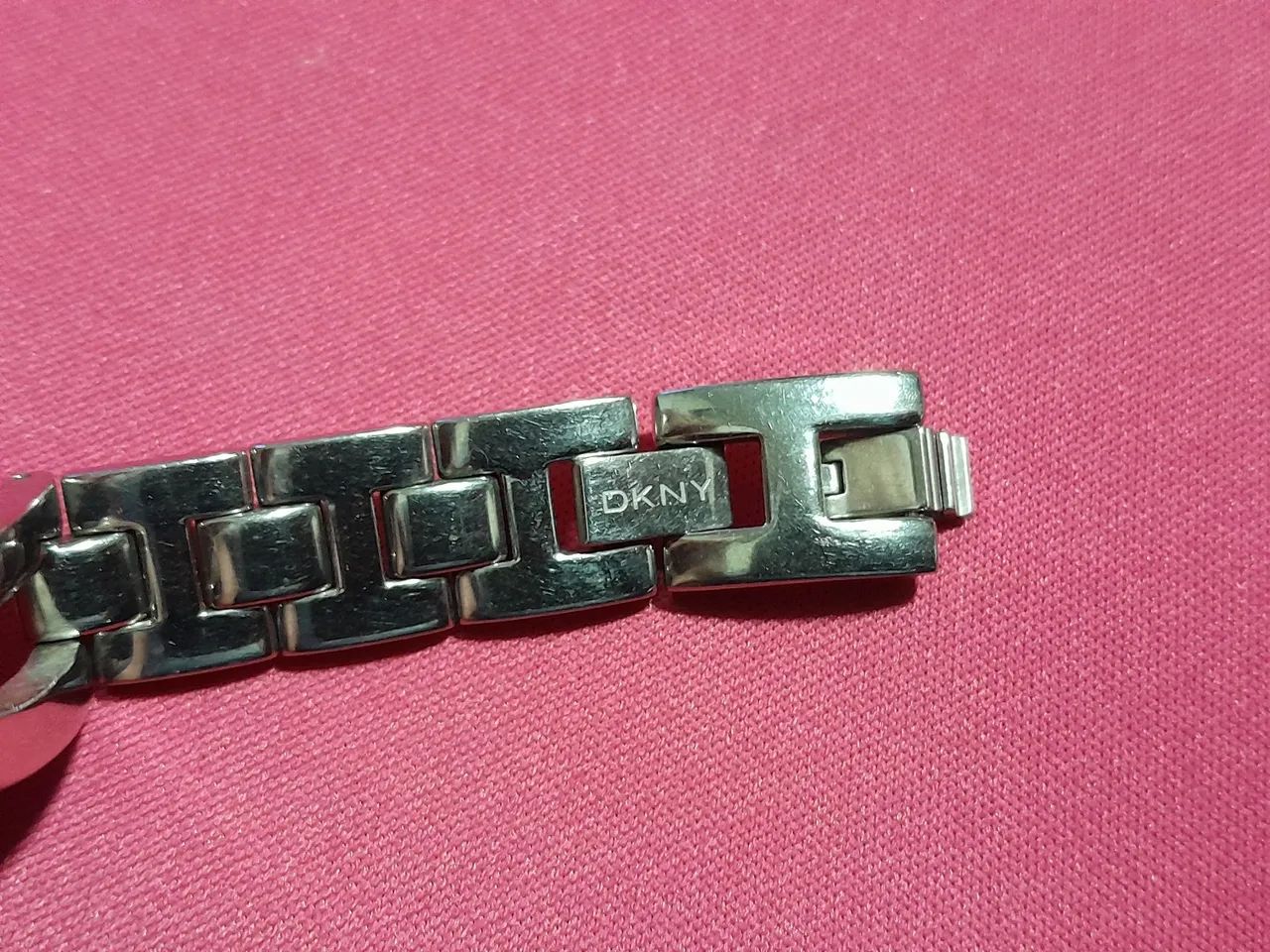 Relógio Dkny Quartz feminino  - Foto 3