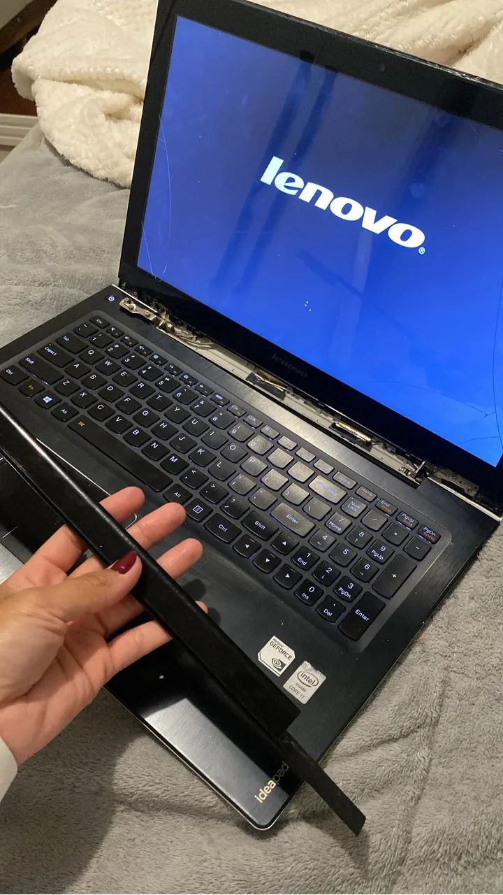 Notbook Lenovo  - Foto 2