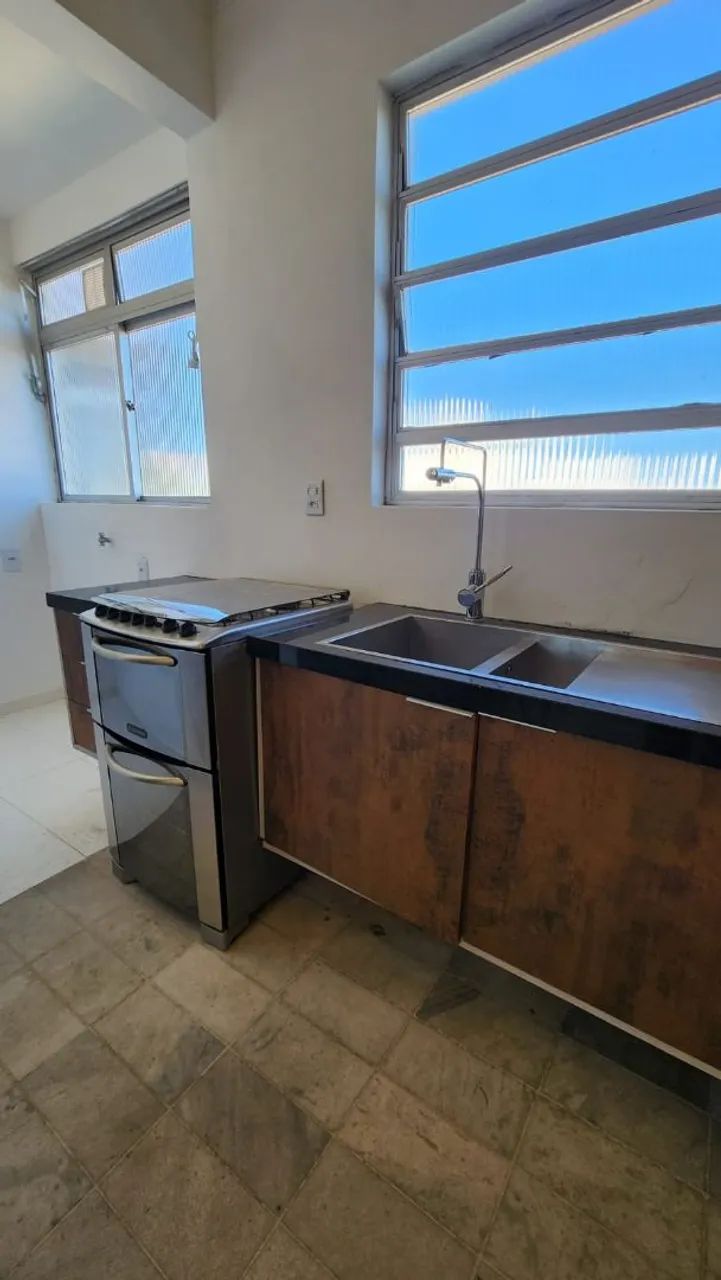 Ótimo apartamento no Coqueiros,  3 quartos, 2 andar, suíte, cozinha mobiliada - Foto 10