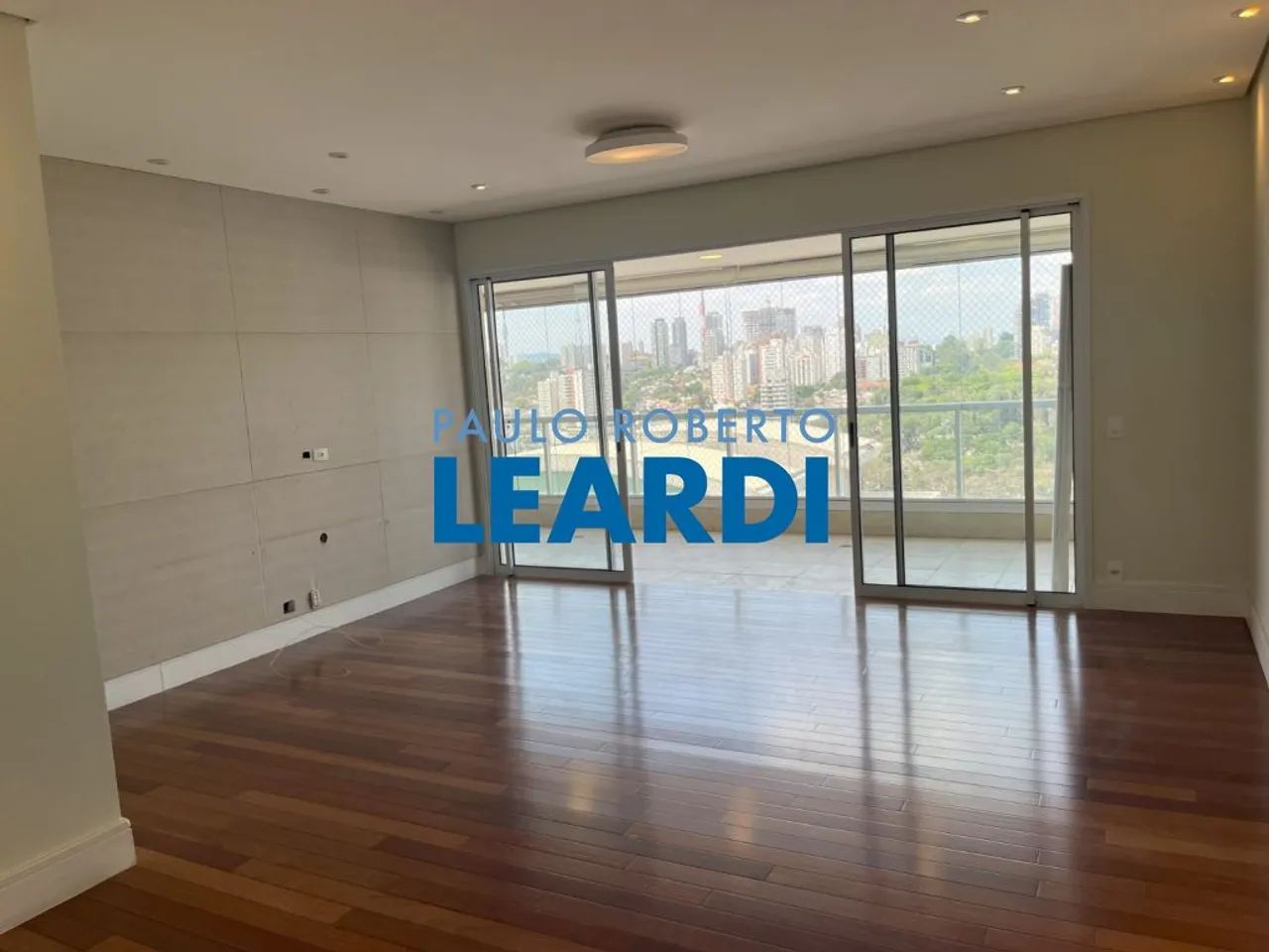APARTAMENTO - PINHEIROS - SP