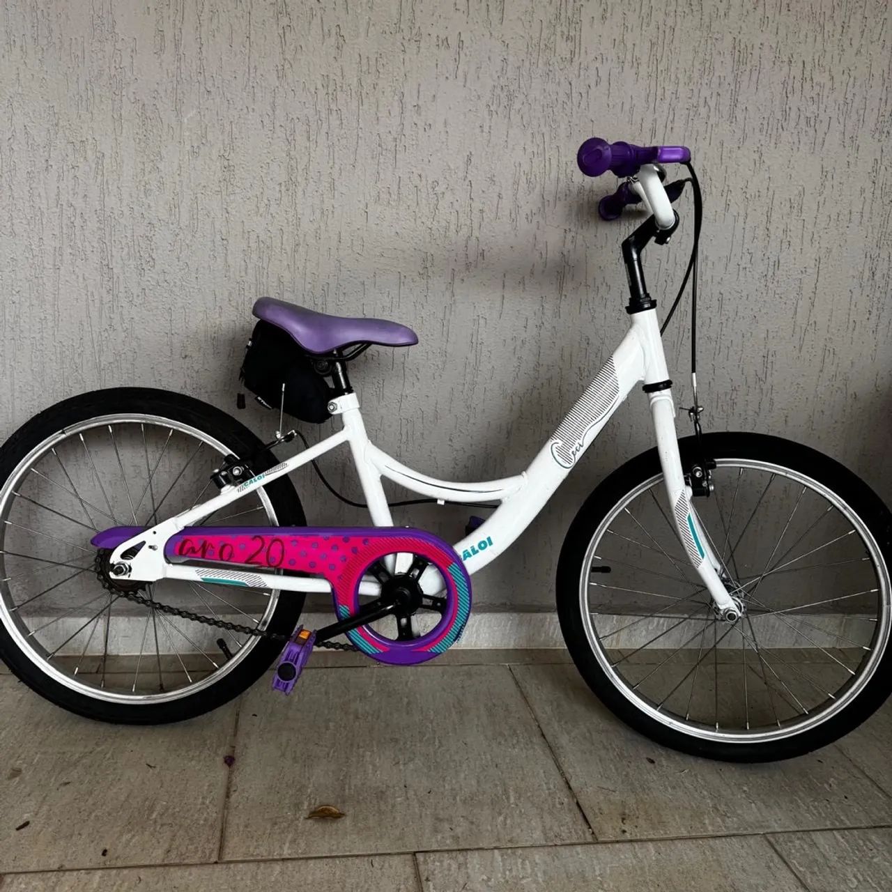 Bicicleta Caloi Ceci aro 20
