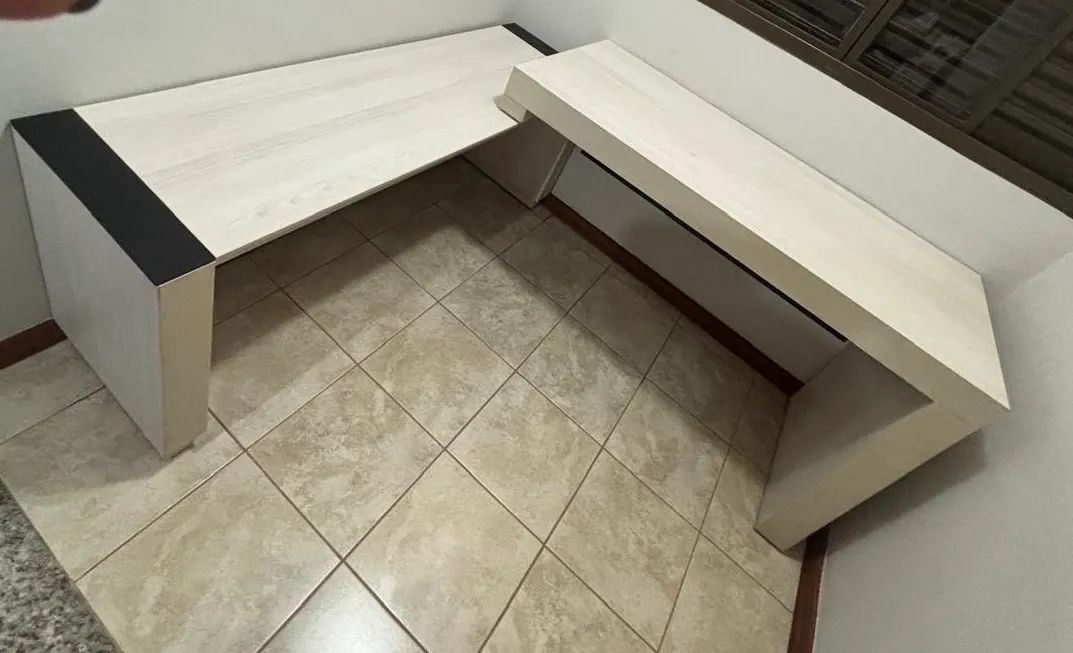 Mesa para escritório