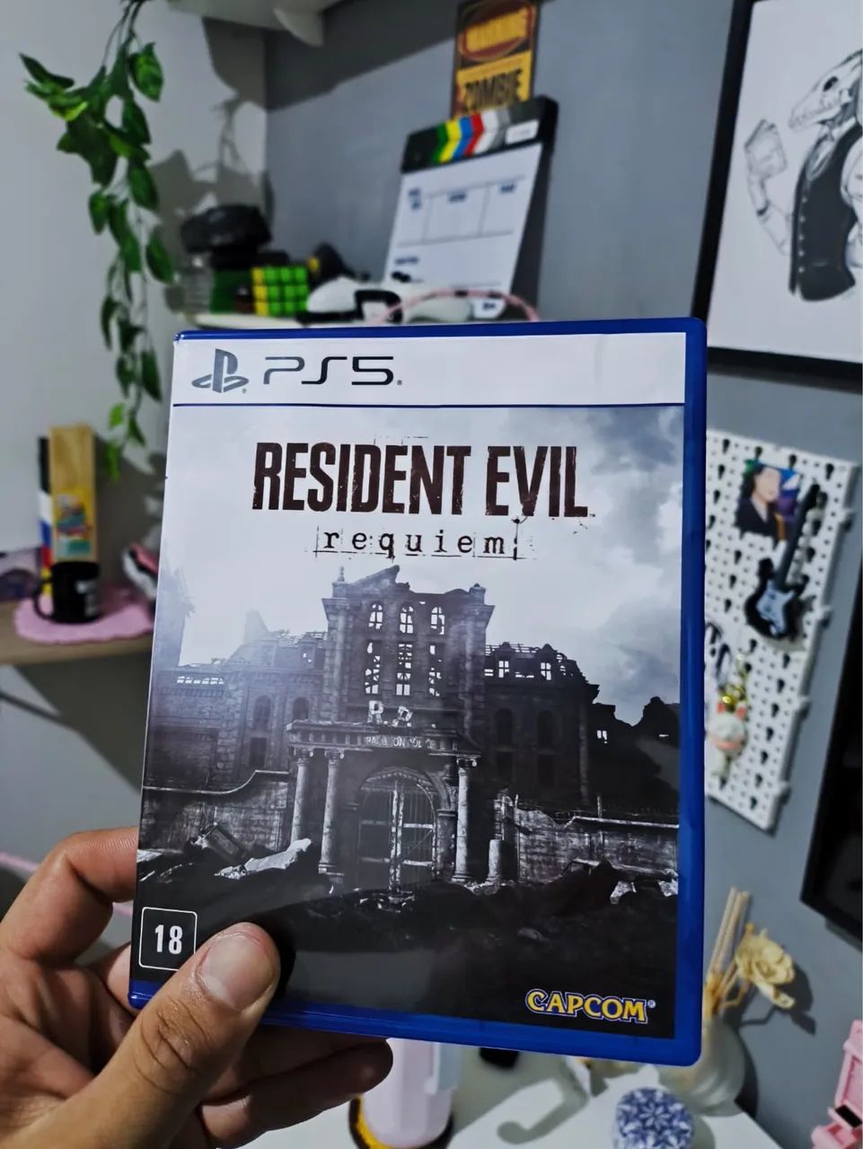 ? Resident Evil 9 - PS5 (Sem uso) 