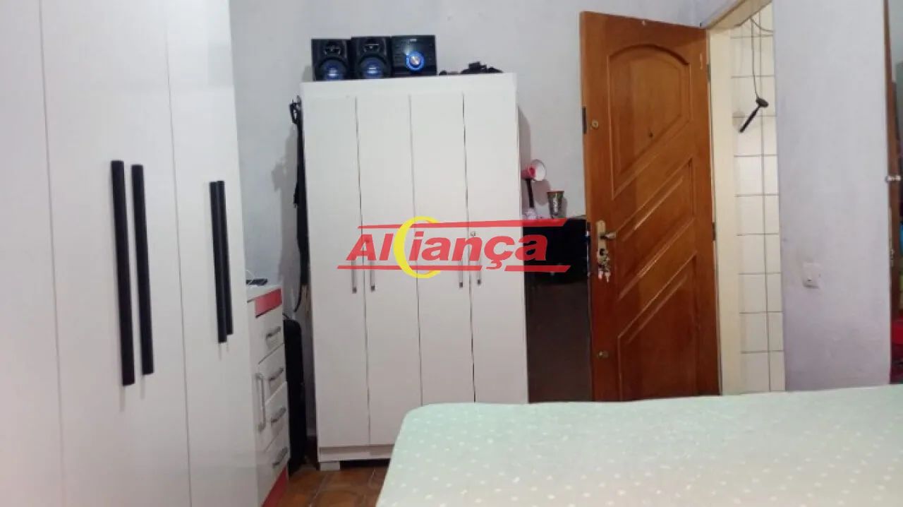 OPORTUNIDADE SOBRADO COM 3 CASAS - Foto 4