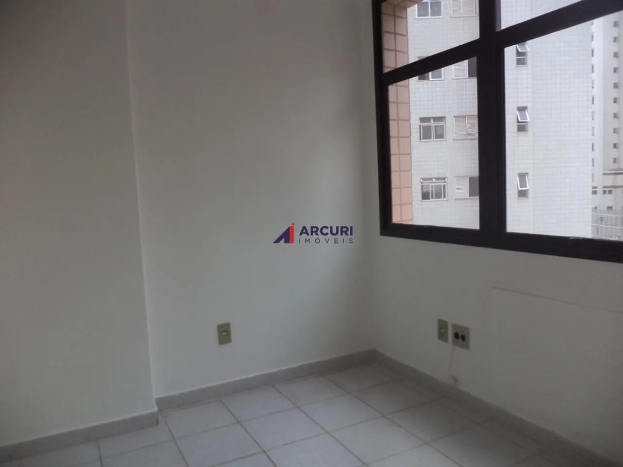 Sala de 26 m² Belvedere (BH) - Venda - Foto 2