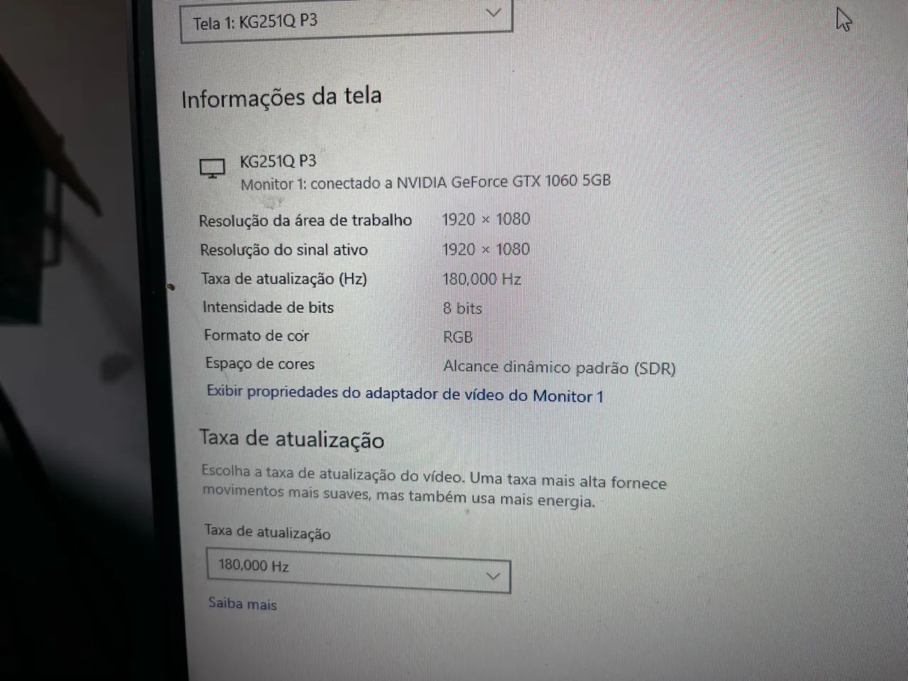 Monitor com braço articulado 180hz