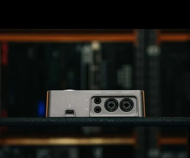 Interface Universal Audio Arrow Thunderbolt 3 Com Uad2 Solo - Foto 2