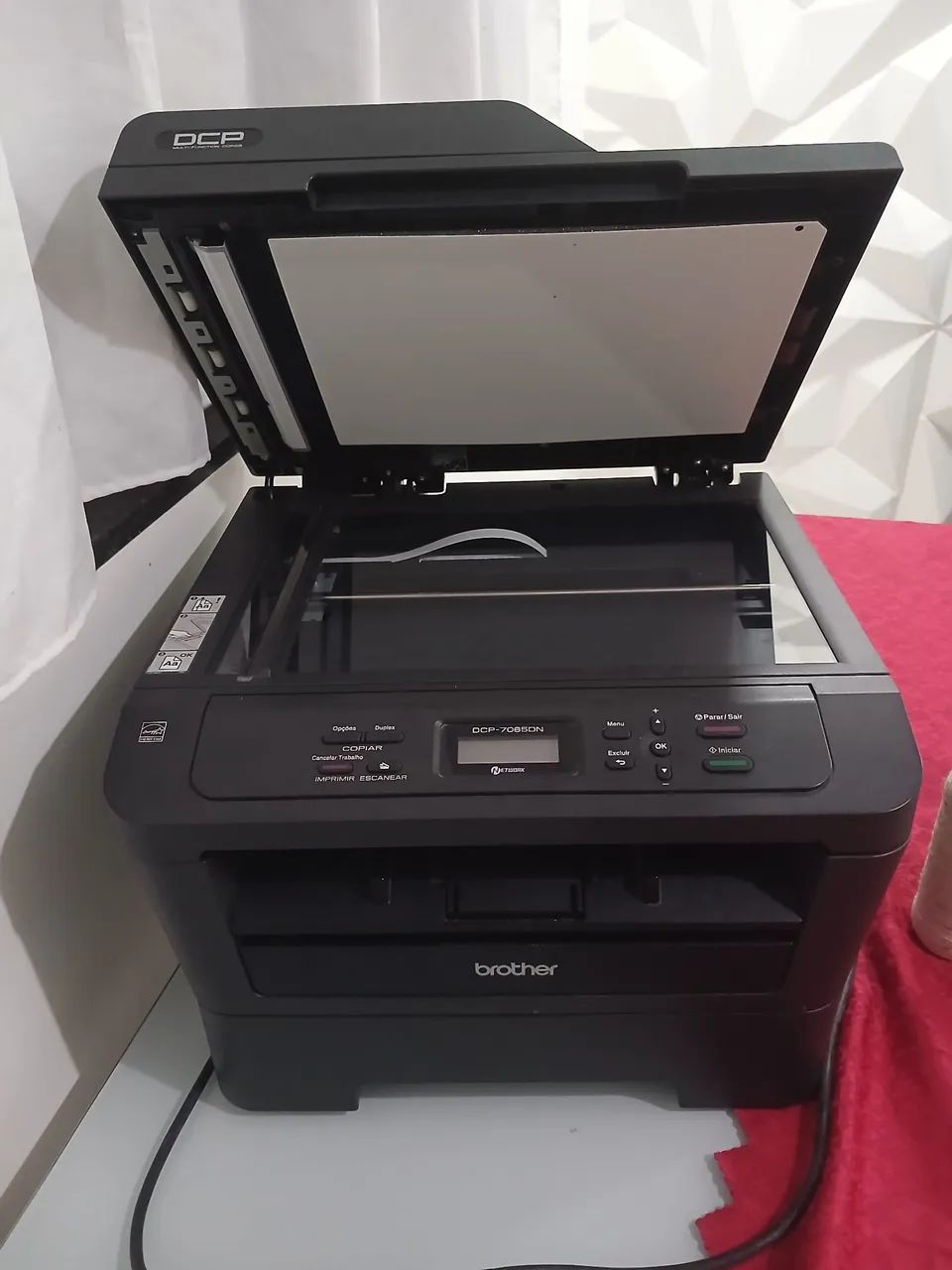 impressora multifuncional a laser, modelo Brother DCP-7065DN - Foto 2