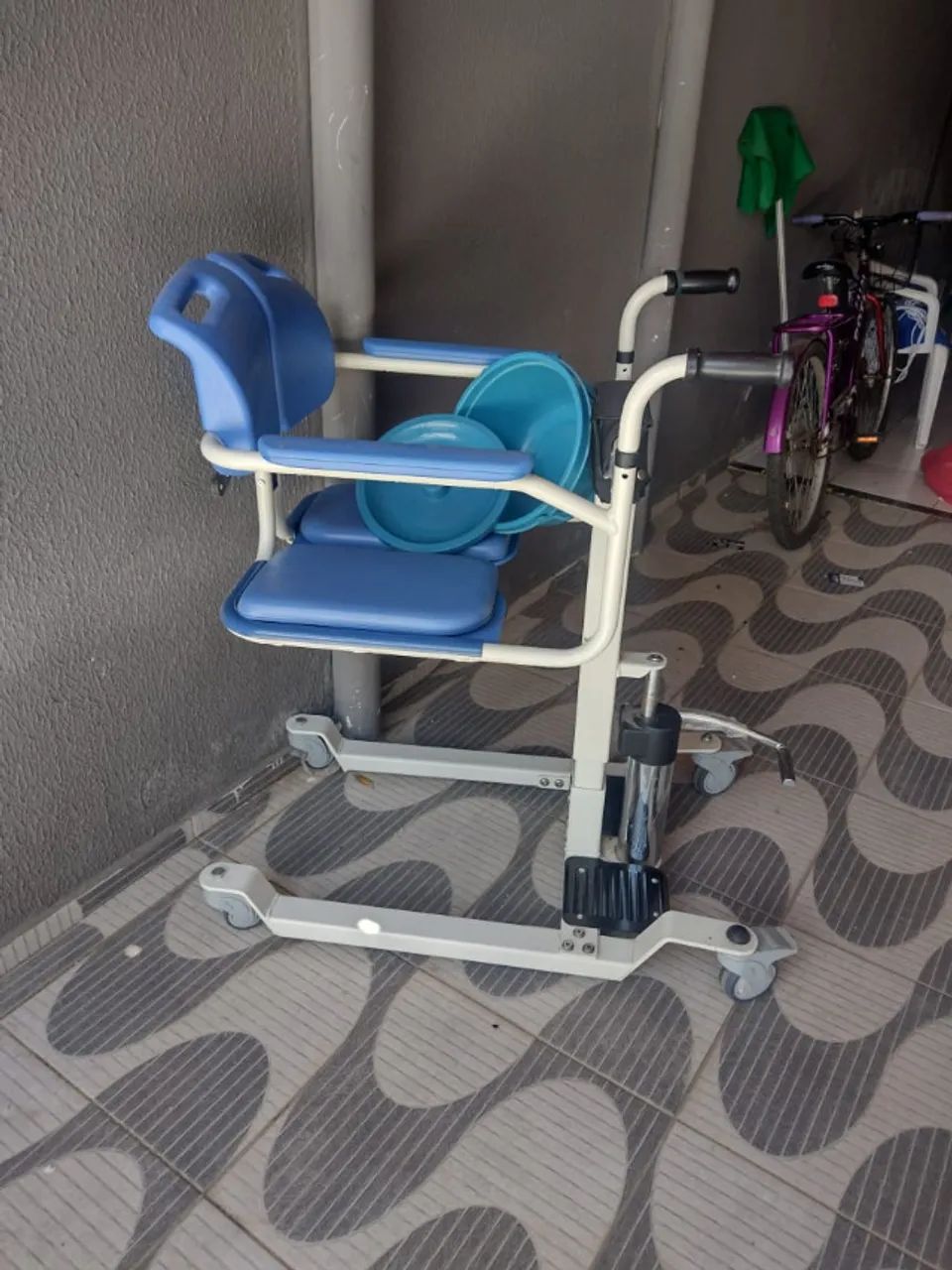 Cadeira de Transferência - Foto 2