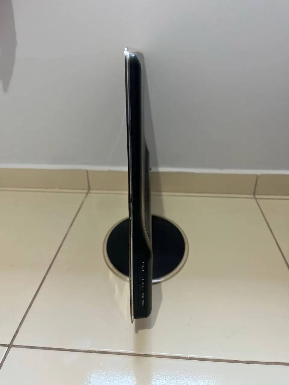 Vendo monitor AOC 21 polegadas  - Foto 3