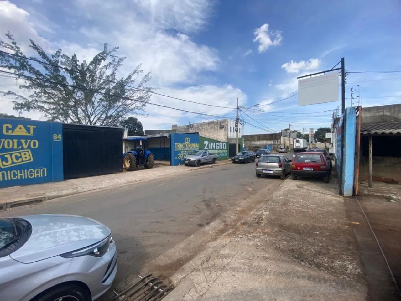 Galpão / Depósito / Armazém com 3 quartos para alugar em Sete Lagoas