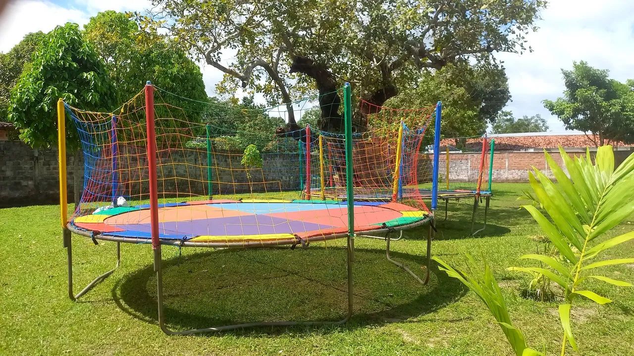 Aluguel de pula pula, casinha de bolinha e tobogâ 