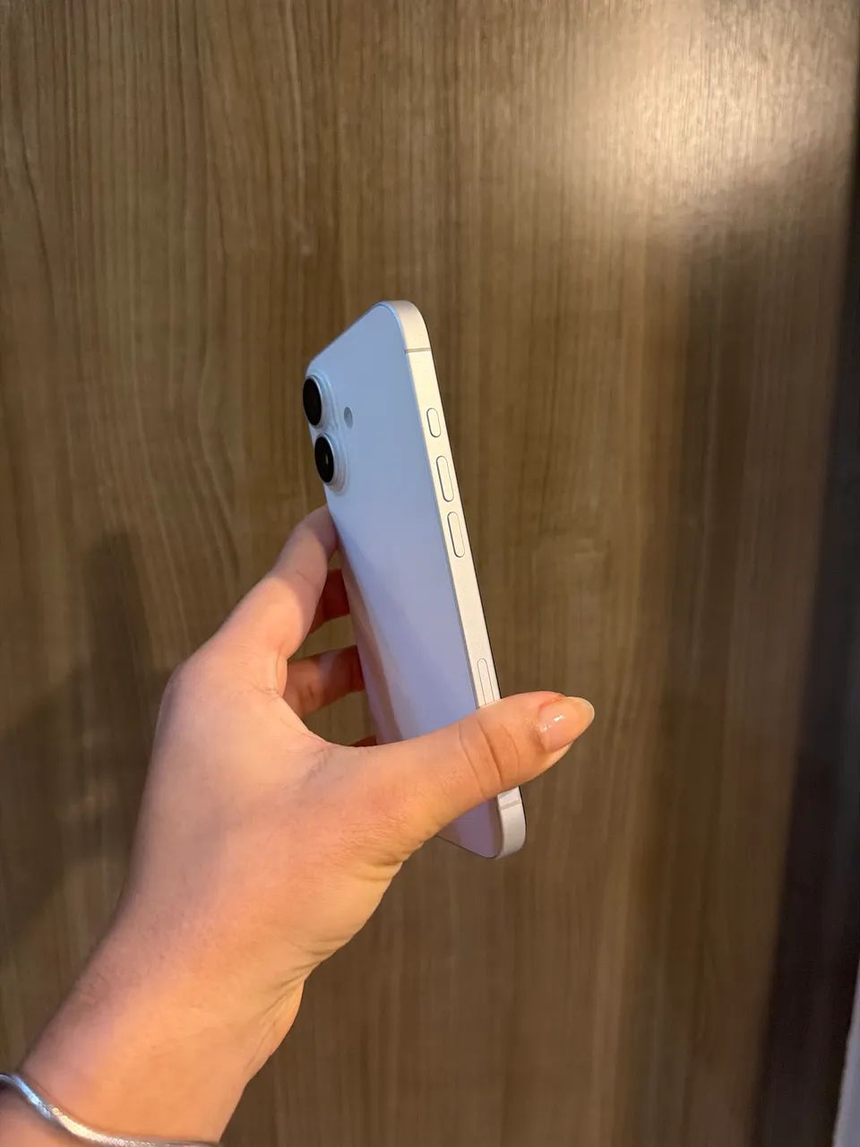   Iphone 16  128g Branco. Bateria 90% com cabo . - Foto 5