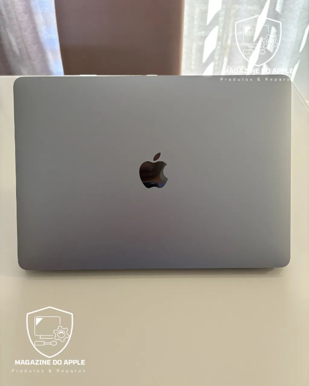 MacBook Air M1 2020 (M1/8g/256g) - 13 polegadas - Notebooks - Vila