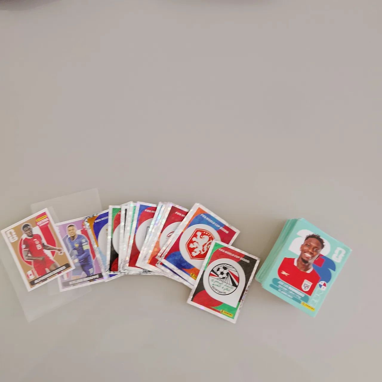 Figurinhas COPA  NORMAIS / EXTRAS E ESCUDOS VEMSAS E TROCA  - Foto 2
