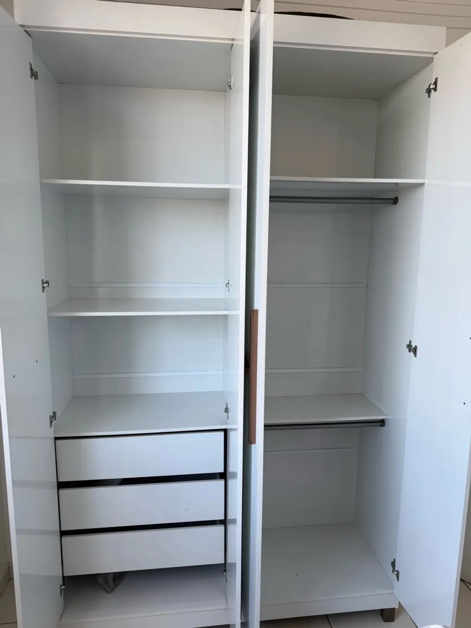Guarda roupa solteiro 