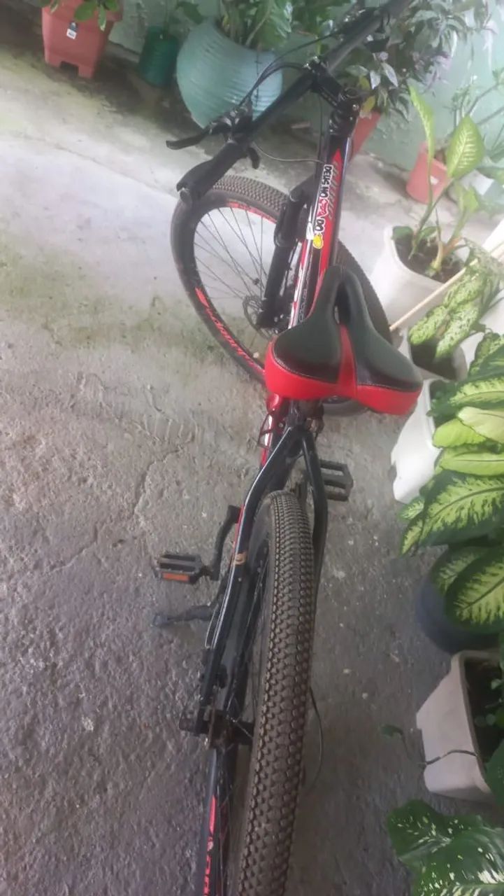 Vende-se uma bicicleta aro 29 21 marchas - Foto 2
