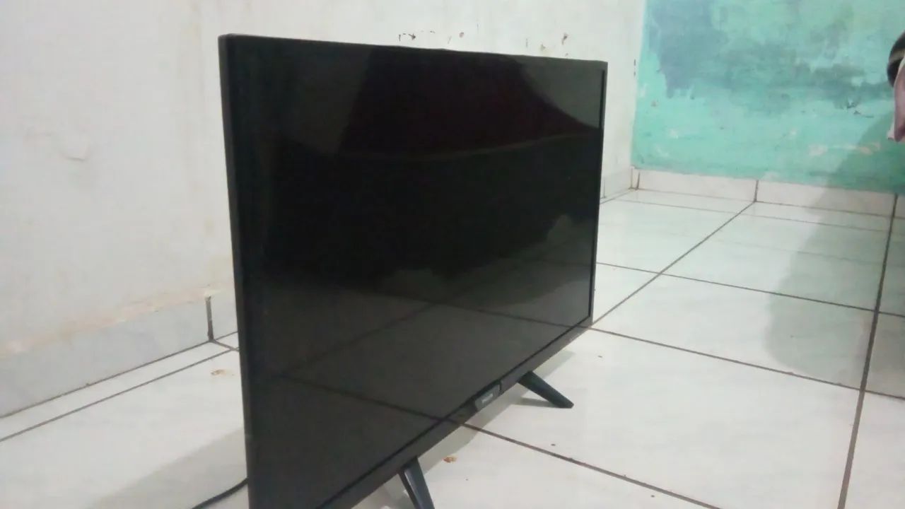 Vendo tv Philips 32 polegadas com defeito - Foto 2