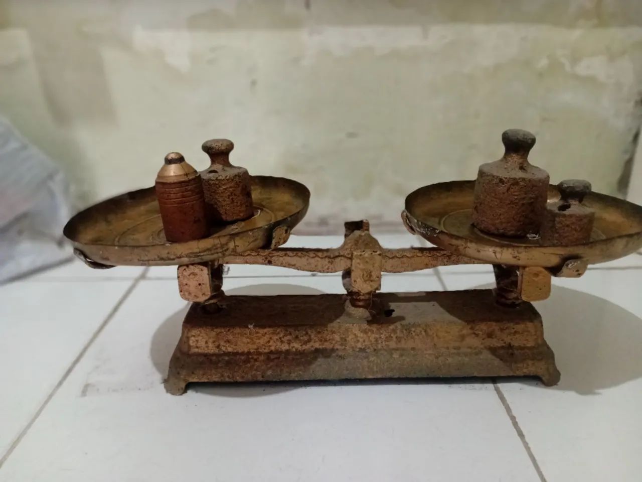 Balança relíquia  - Foto 2