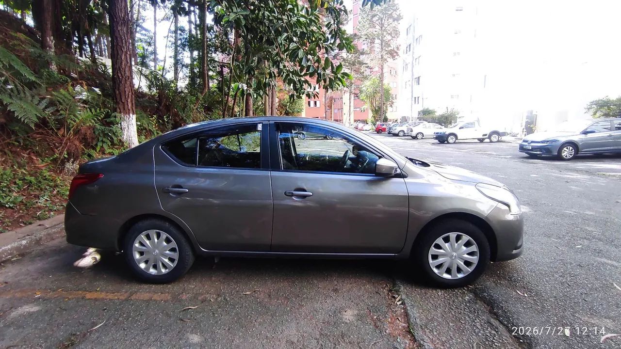 Nissan Versa 1.0 12V 2016