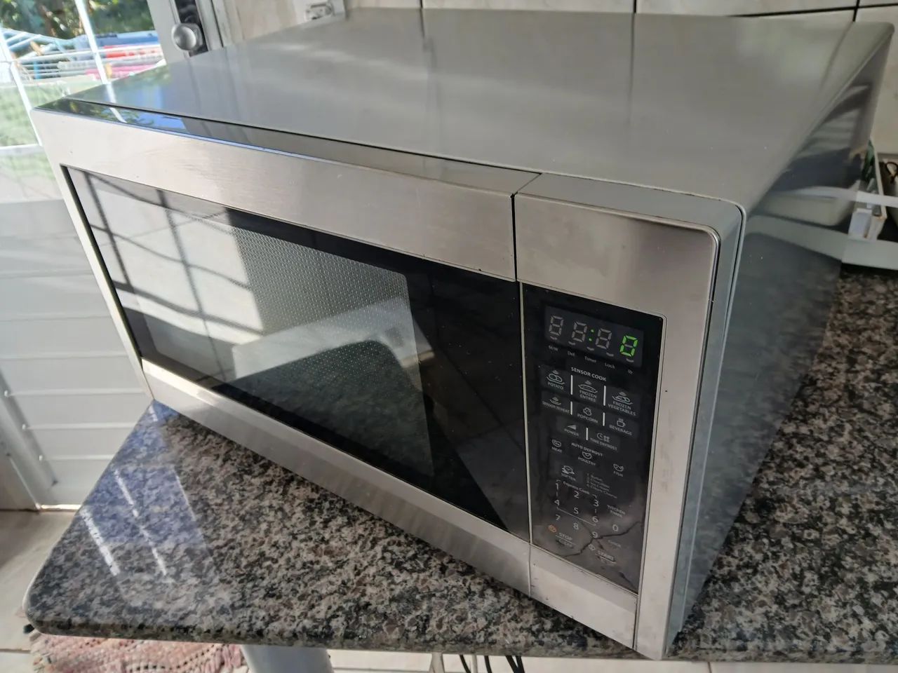 Micro-ondas sharp 45 litros  - Foto 4