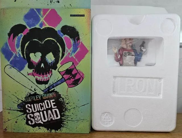 Estátua Arlequina Esquadrão Suicida (2016) Iron Studios 1/10