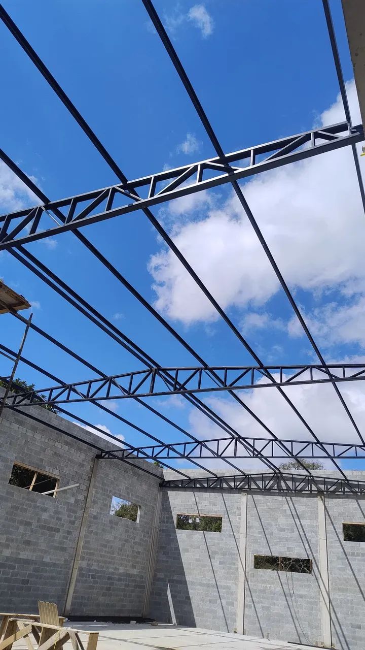 Barracão e estrutura metálica 