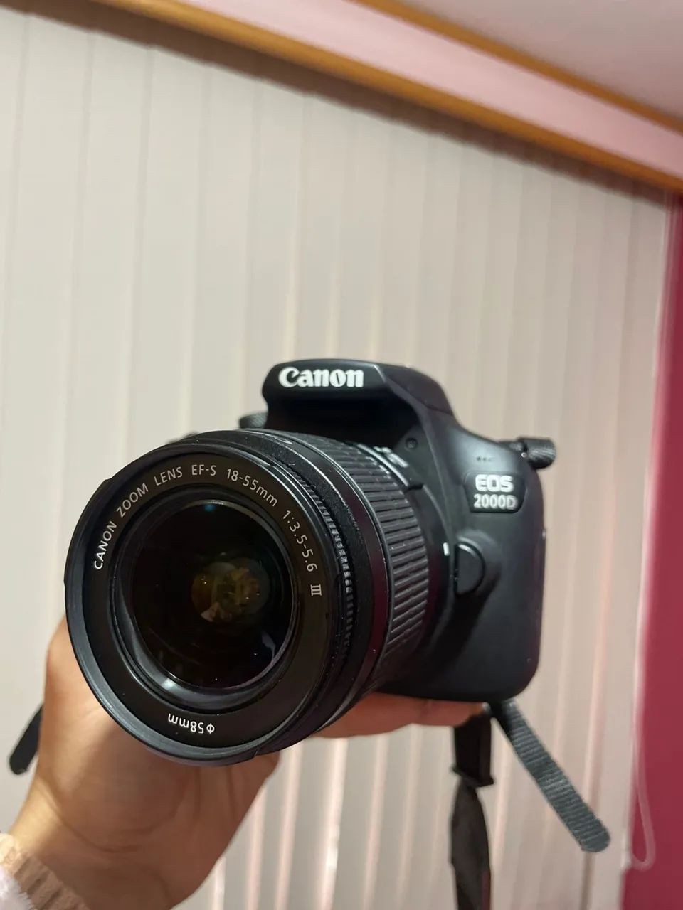 Kit Máquina Fotográfica CANON EOS 2000D + 18-55 IS STM + 75-300 DC STM (APS-C)