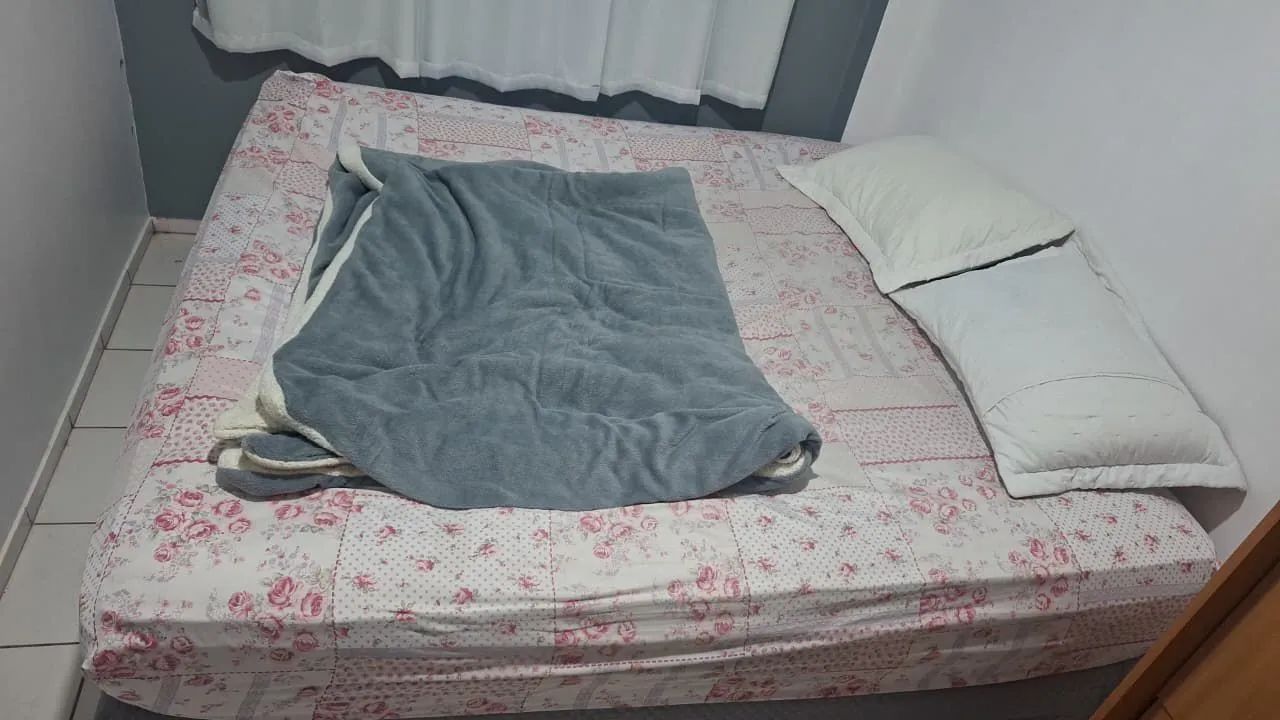Vende-se Cama King 