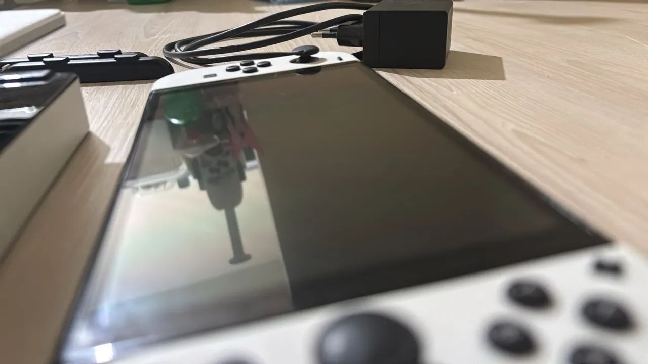 Nintendo Switch OLED Desbloqueado + microSD 128GB - Foto 5