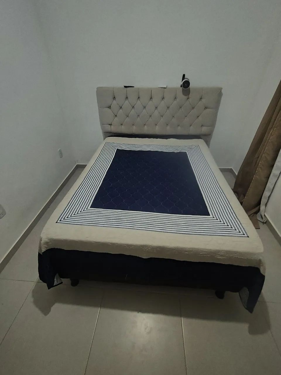 Cama casal + cabeceira