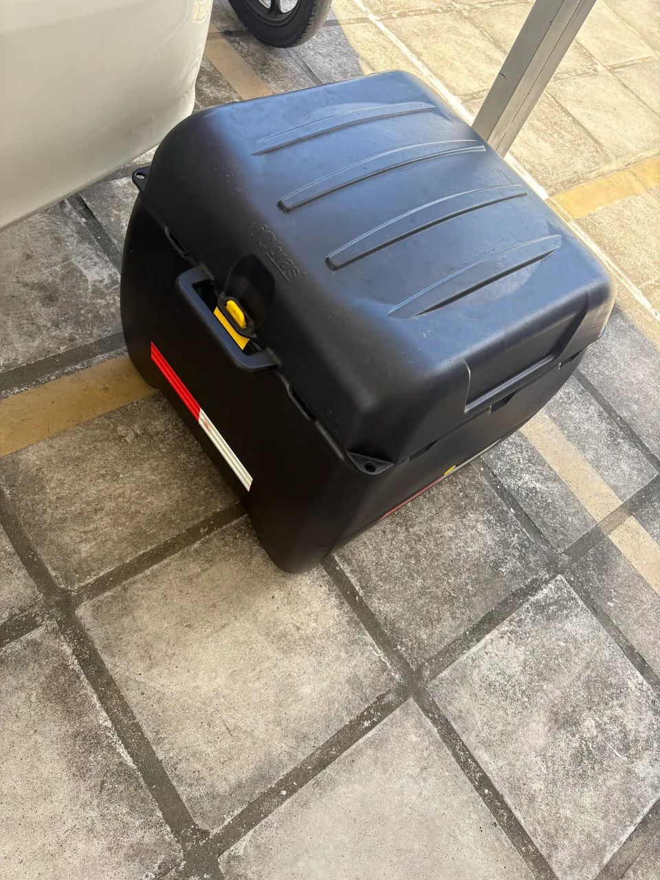 Baú para moto com bagageiro  - Foto 2